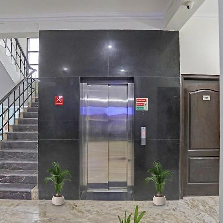 Hotel Townhouse The Premier View Near Iskcon Temple Noida Exterior foto